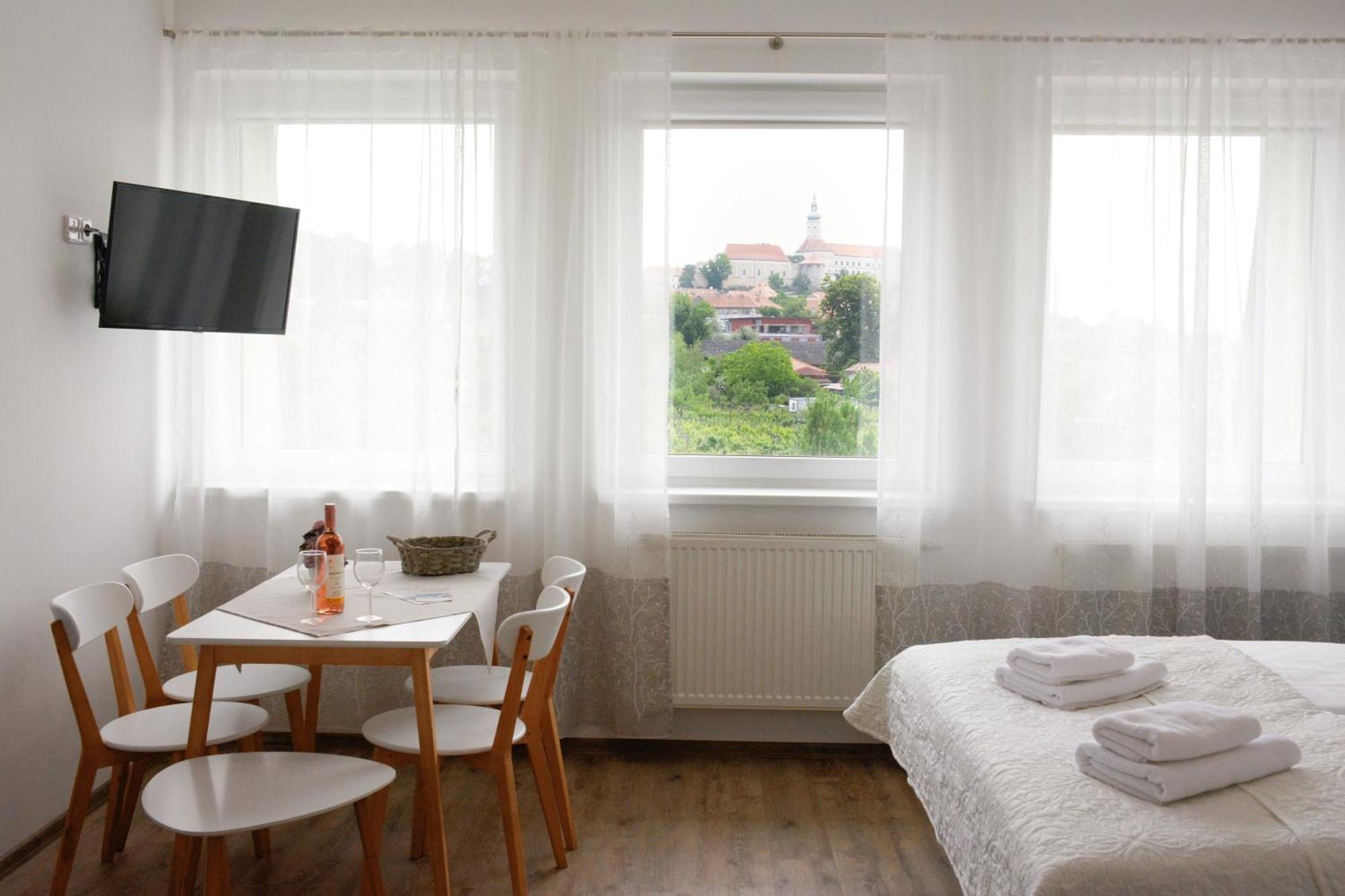 Apartmany Pemag Mikulov Buitenkant foto